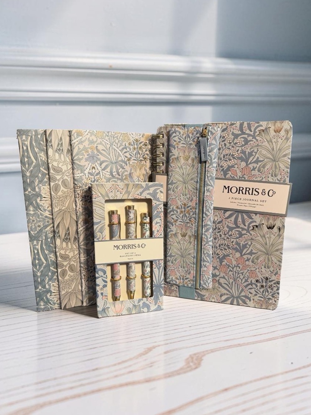 Morris & Co NWT Woodland Weeds Floral Journal  8 Piece Set Office